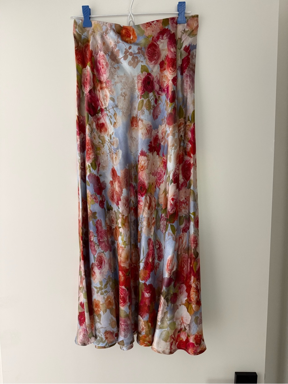 L'AGENCE Clarisa Silk Skirt - Multi Soft Cloud Floral / S - Picture 2 of 5